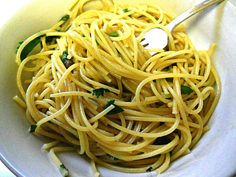Spaghetti Aglio, Olio e Peperoncini Recipe